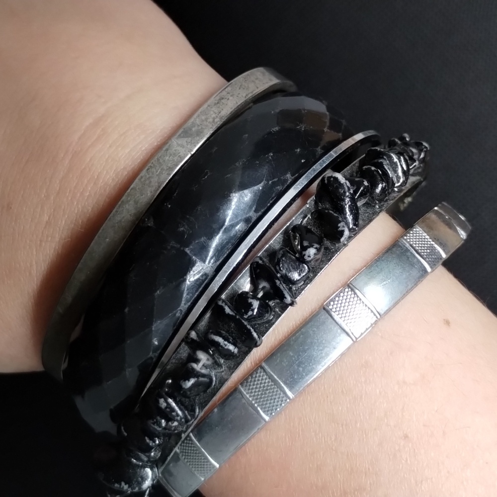 Multiset bangle bracelets - Picture 2 of 2